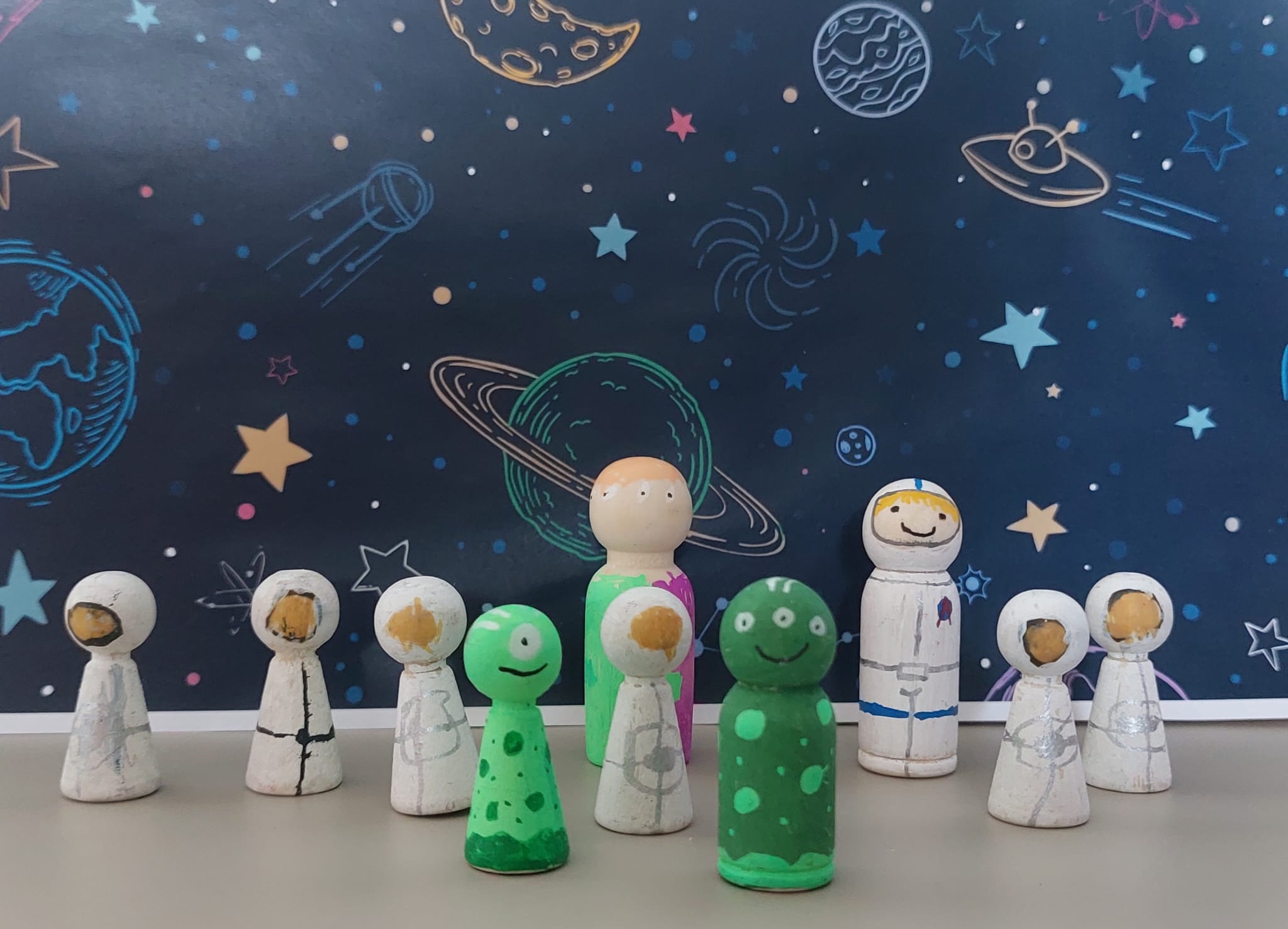 aarden ruimte pegdolls